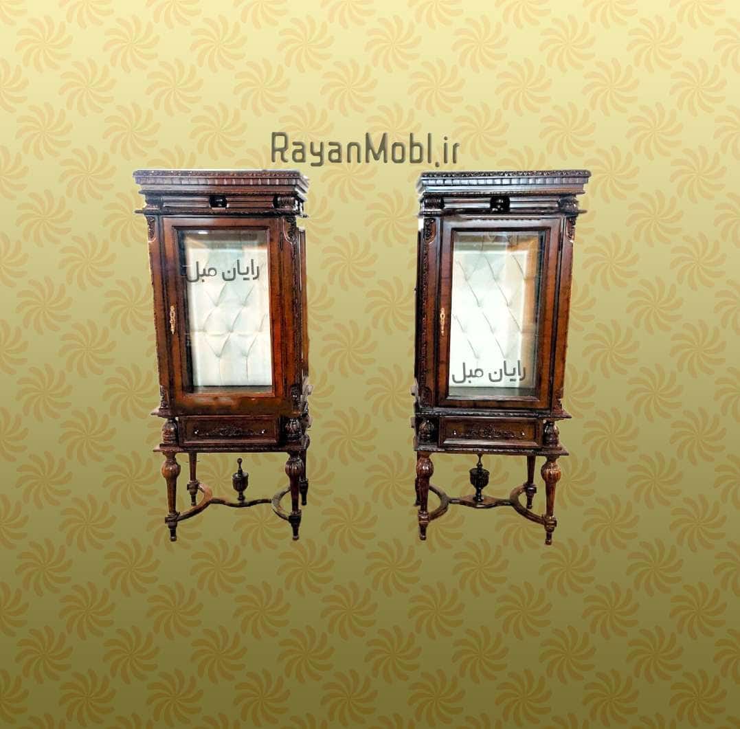 ویترین خراطی هخامنشی چوبی