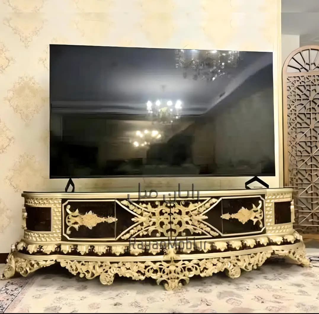 میز تی وی پر منبت گلریز